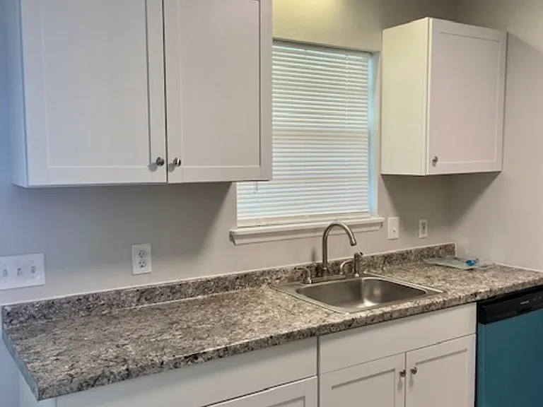 2506 Johnson Dr — Photo 5