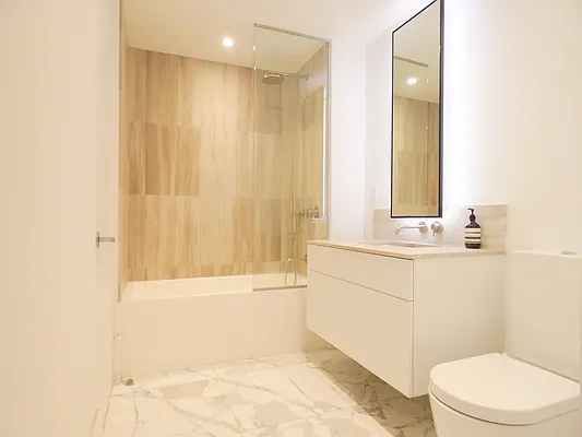 Rented by R New York | media 3