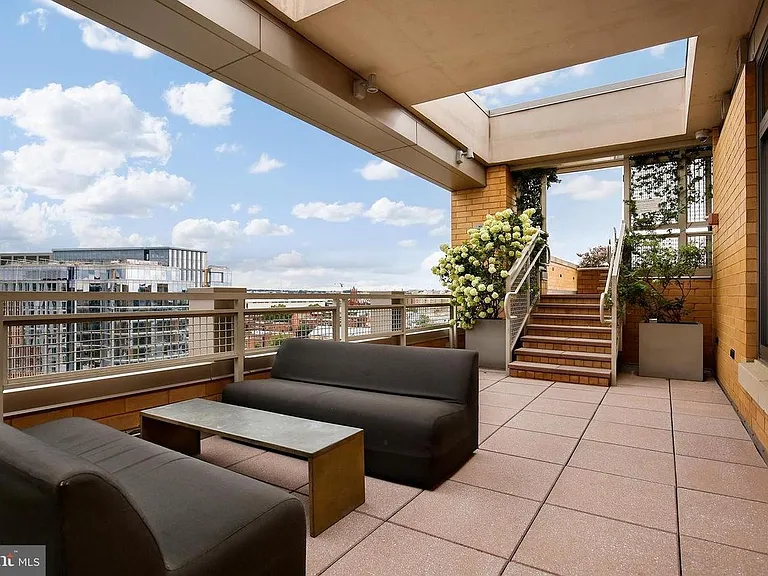 440 L St NW #1106 — Photo 28