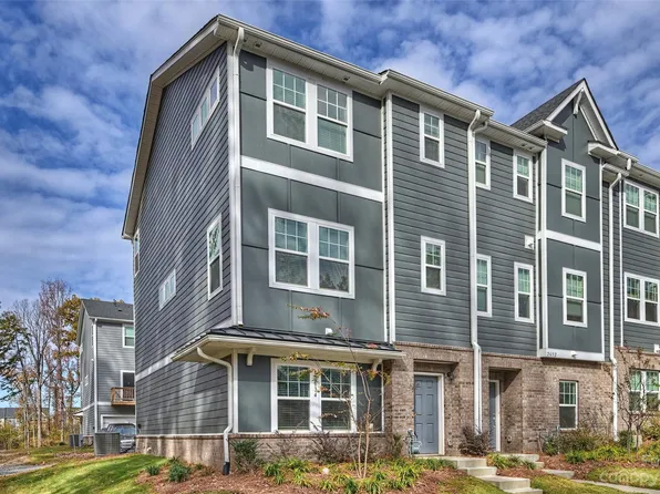 2634 Greenmarket Dr #21, Charlotte, NC 28217