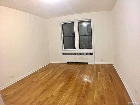 5th image of 55 Linden Blvd APT 5H