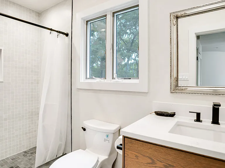 108 Northside Dr — Photo 31