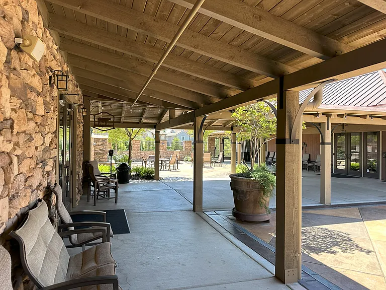 2720 Chuckwagon Ln — Photo 32