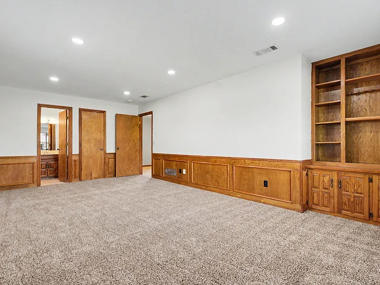 2313 Cliffside Dr — Photo 16