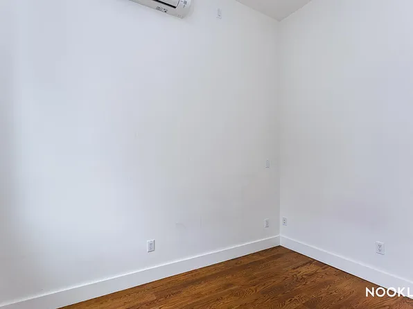 1784 Broadway image 13 of 23