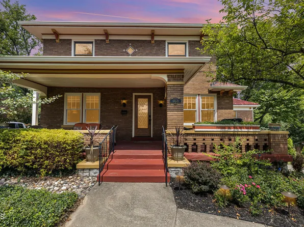 1068 Jackson Rd, Park Hills, KY 41011