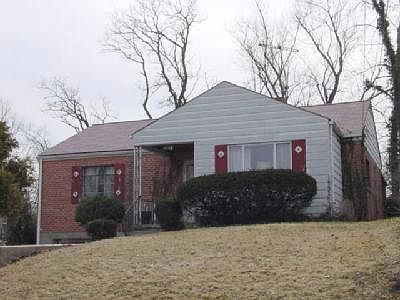 1st image of 3725 Standish Ave E