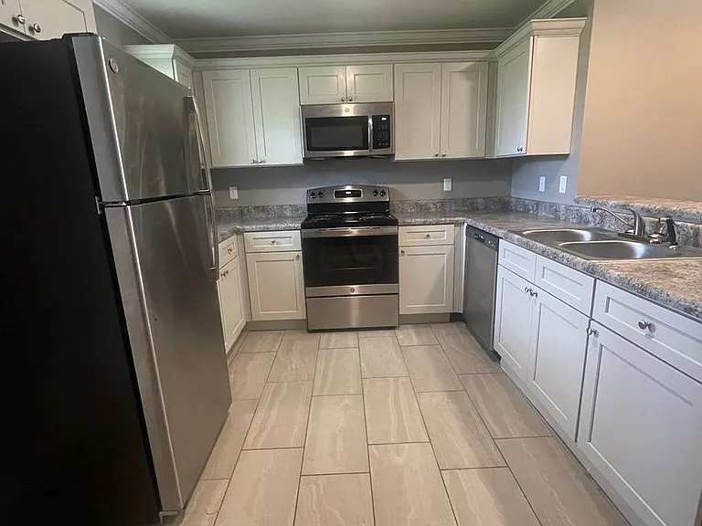 400 Star Hill Pl — Photo 4