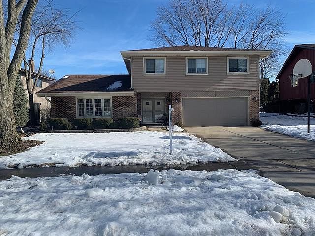 1st image of 429 Cottonwood Ln