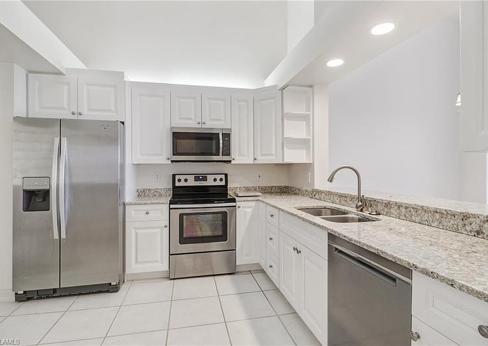 1st image of 740 Bentwater Cir #5-203