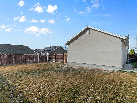 5th image of 401 Election Rd