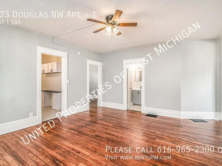 823 Douglas St NW #1 — Photo 5