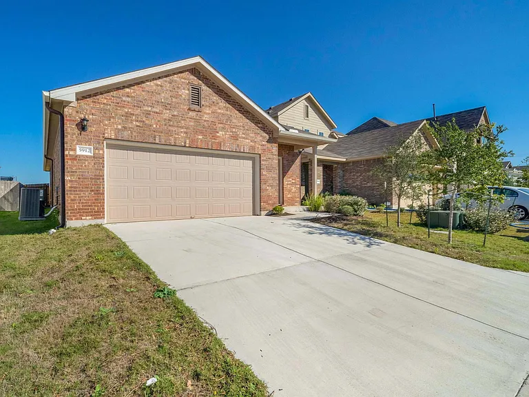 5912 Wolf Pack Dr — Photo 25
