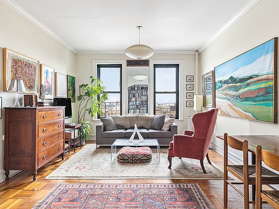 2nd image of 125 Eastern Pkwy APT 6F