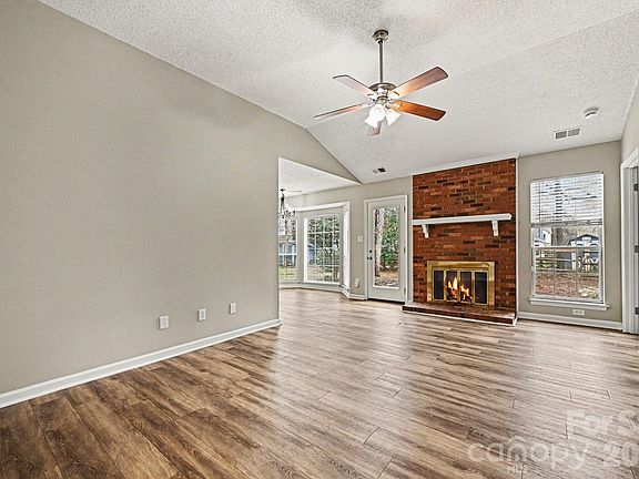 3rd image of 12305 Gilston Ct