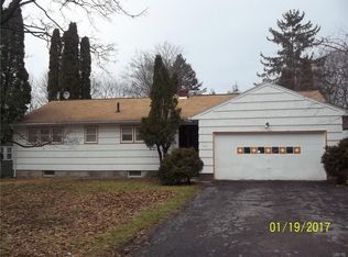 221 Brampton Rd, Syracuse, NY 13205