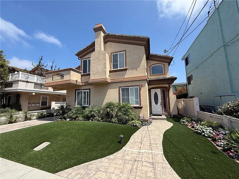 2113 Mathews Ave #A — Photo 9