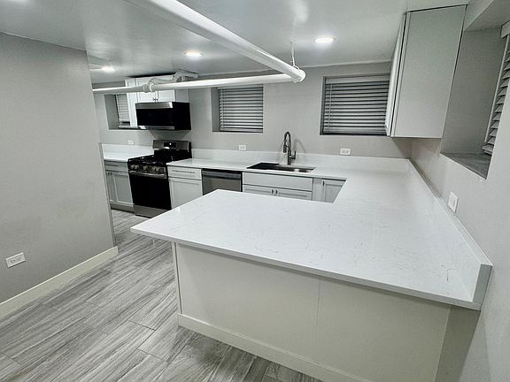 3rd image of 5454 W Berteau Ave #B