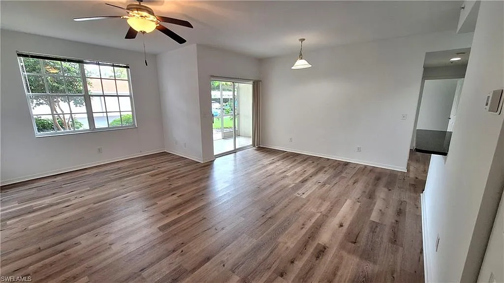 2 bed, 2.0 bath, 913 sqft, $2,250 — Photo 3