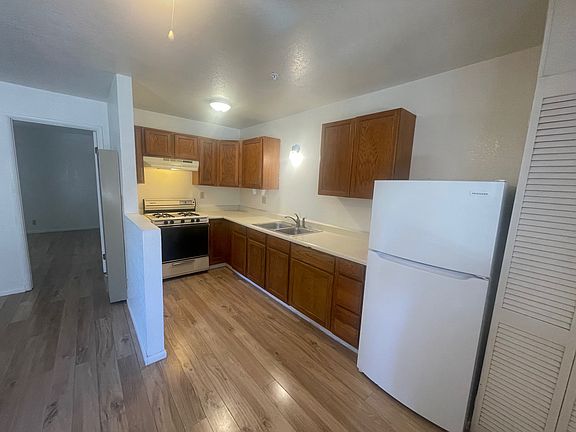 5th image of 1215 Cacique St APT B