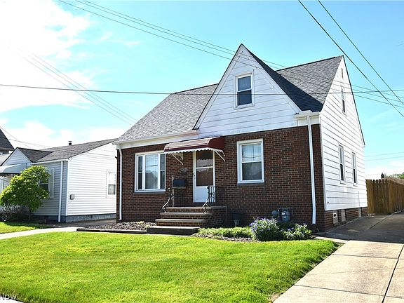2nd image of 13129 Astor Ave