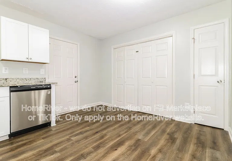 4636 Vintage Ln — Photo 4
