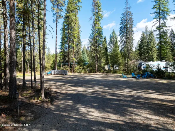 133 S 2nd St, Priest River, ID 83856