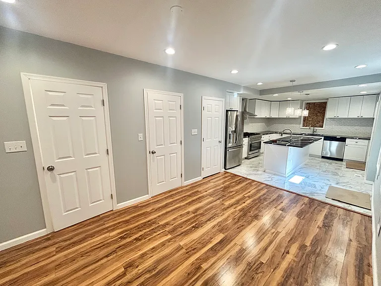 3447 Jasper St — Photo 3