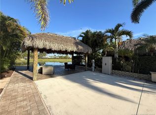 92 NW Boundary Dr, Port Saint Lucie, FL 34986