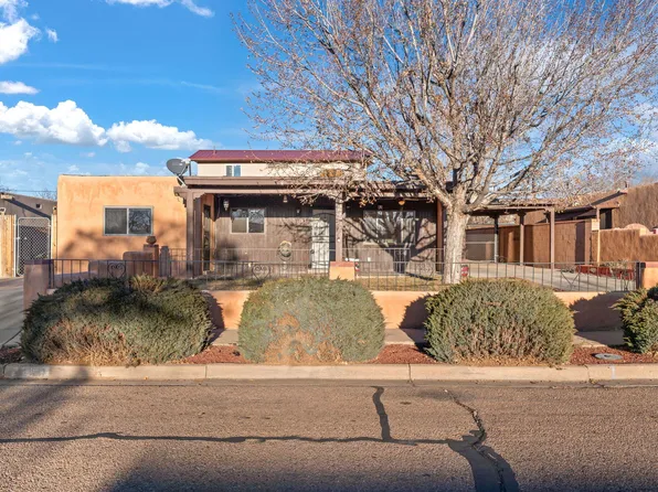 1839 Camino La Canada, Santa Fe, NM 87501