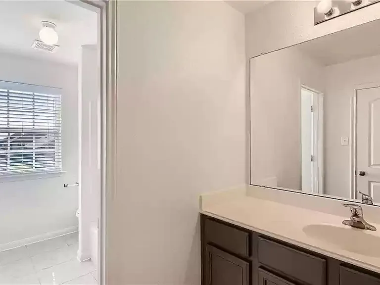 19708 James Manor St — Photo 17
