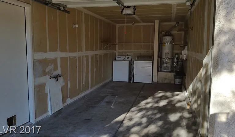 2398 El Valle St — Photo 13