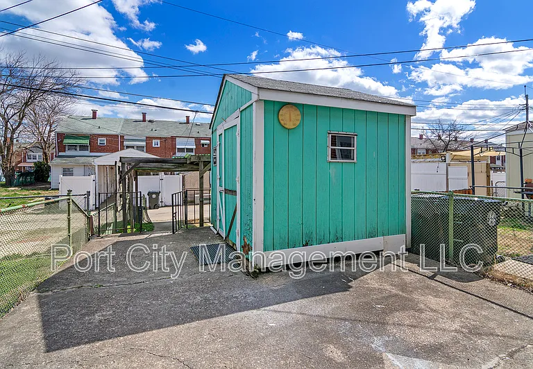 2025 Kelmore Rd #1 — Photo 24