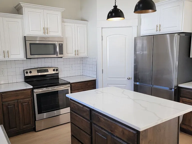 1652 W Brooke St — Photo 7