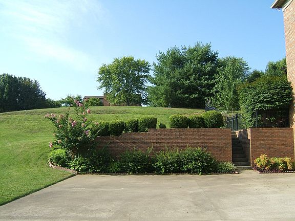 Side Lawn View