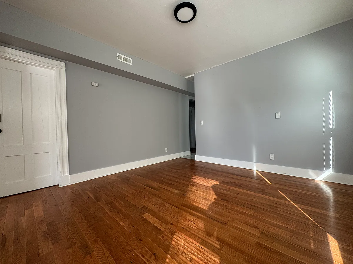 Building Photo - 595 Dixwell Ave #B2