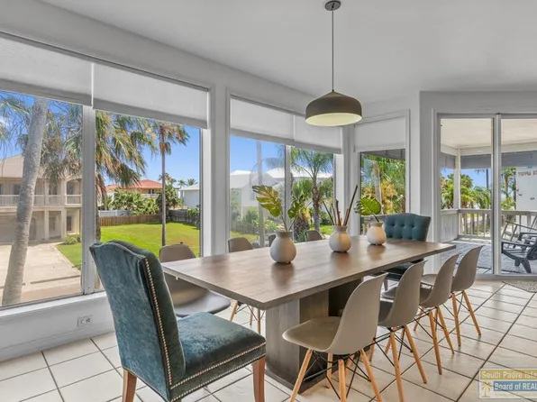 216 W Cora Lee Dr, South Padre Island, TX 78597