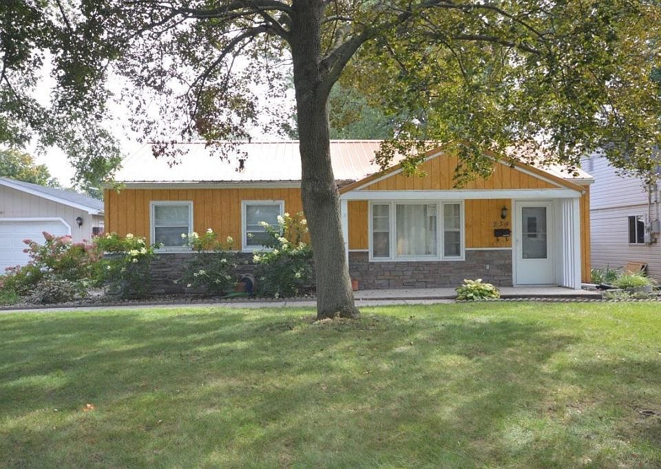 1st image of 234 Parker Ave