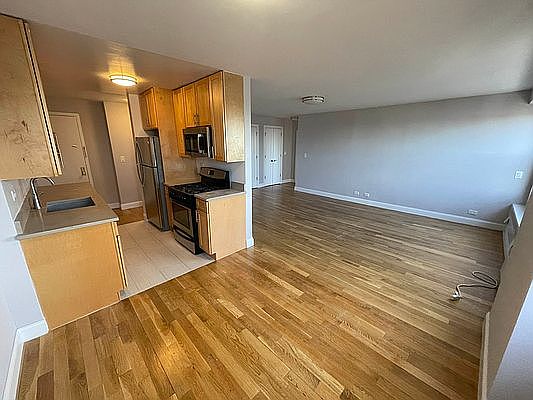 4th image of 123-33 83rd Ave #908