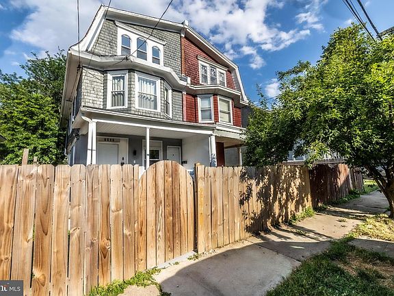 2nd image of 6515 N Park Ave