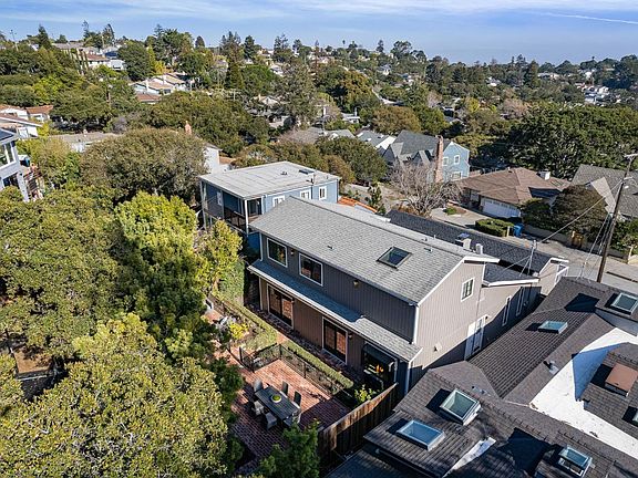 5th image of 2104 Lyon Ave