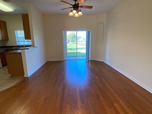 5th image of 1330 Twin Trees Ln