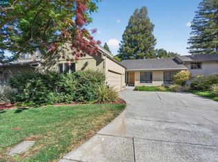3113 Lippizaner Ln, Walnut Creek, CA 94598