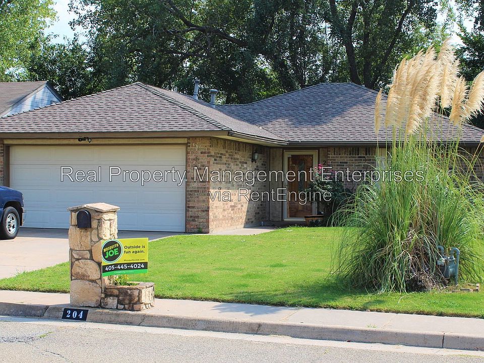 1st image of 204 W 10th St