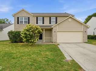 5320 Sandwood Dr, Indianapolis, IN 46235