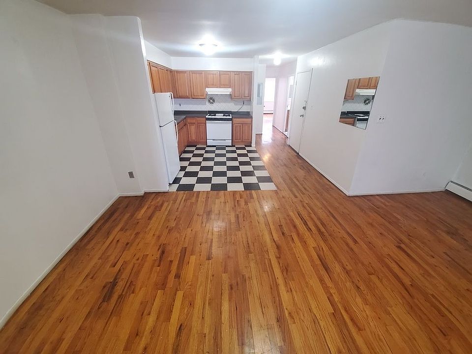1st image of 6128 Booth St #3