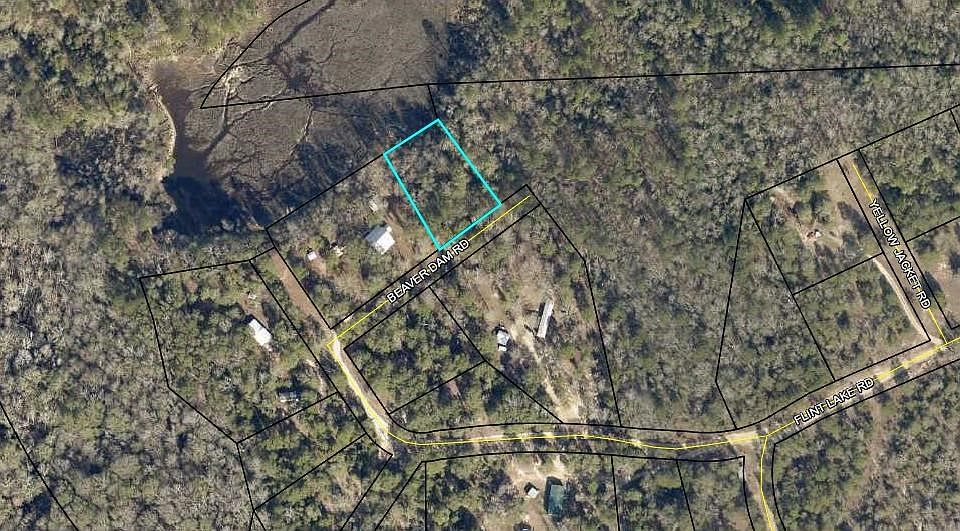 2nd image of 11 Beaver Dam Rd