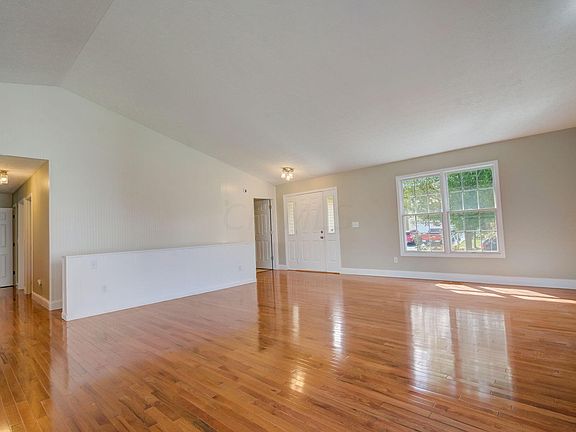4th image of 3538 Cove Lake Ln
