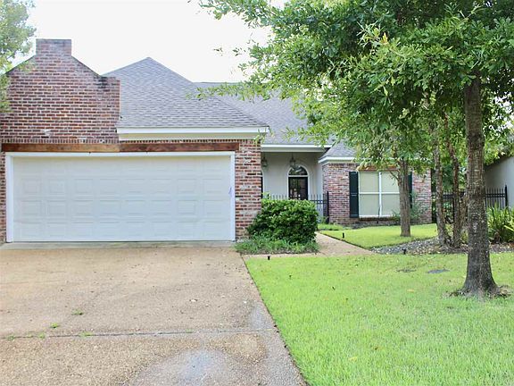 2nd image of 803 Leeds Ct