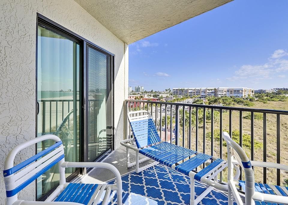 1st image of 6950 Beach Plz #202